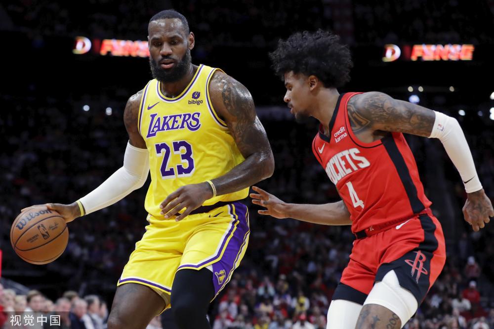 而在下半场 而在下半场