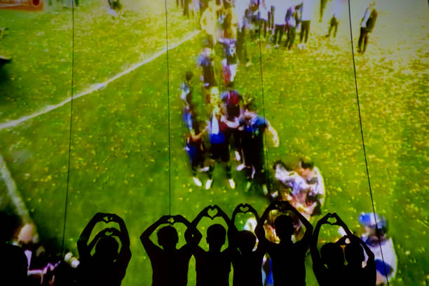 成为社会关 成为社会关