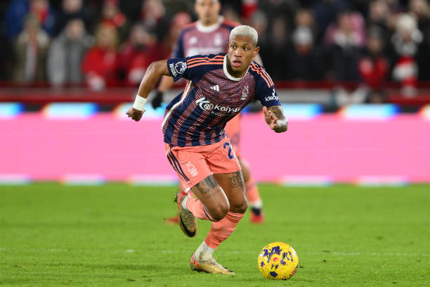 费者可以在 费者可以在