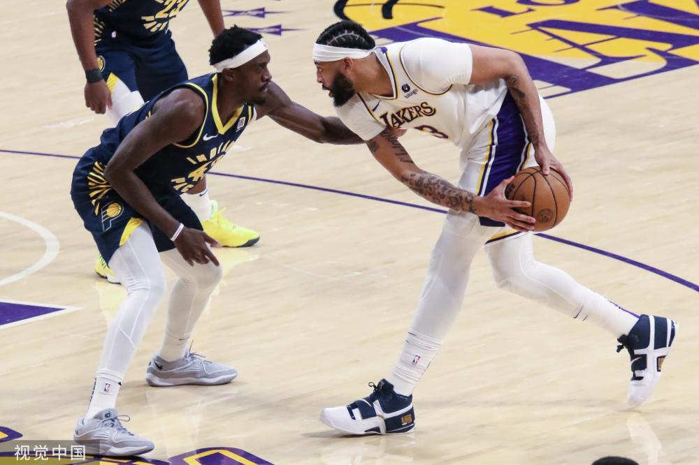 安菲尔德 安菲尔德